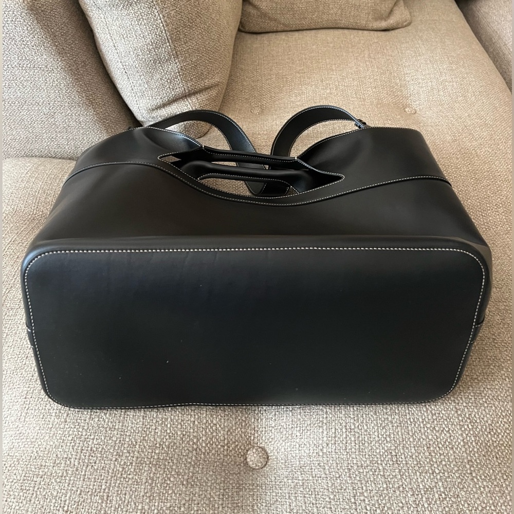 Alexander Mcqueen Black Leather The Bow Bag $2590 - Picture 9 of 14
